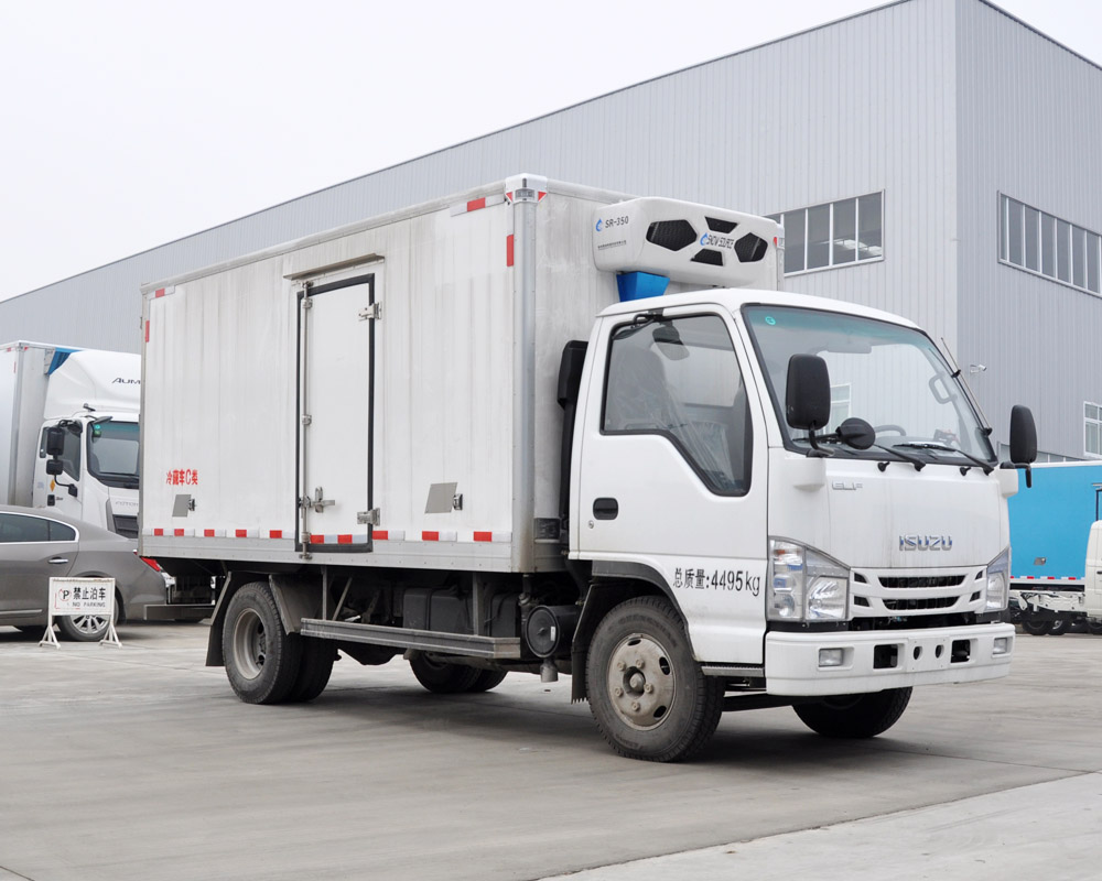 楚勝牌CSC5040XLCW6型冷藏車(chē)